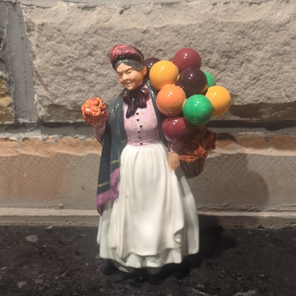 Royal Doulton Figurine with Multicolored Balloons. HN1843. Biddypennyfarthing